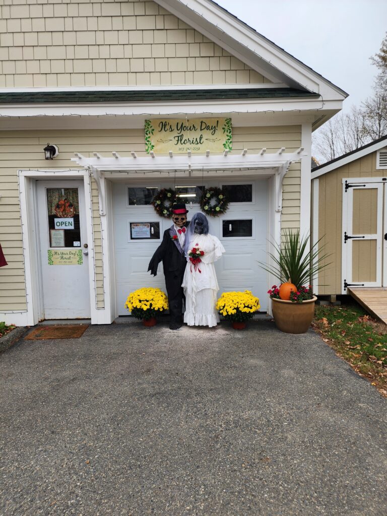 Richmond Maine Halloween Decorations